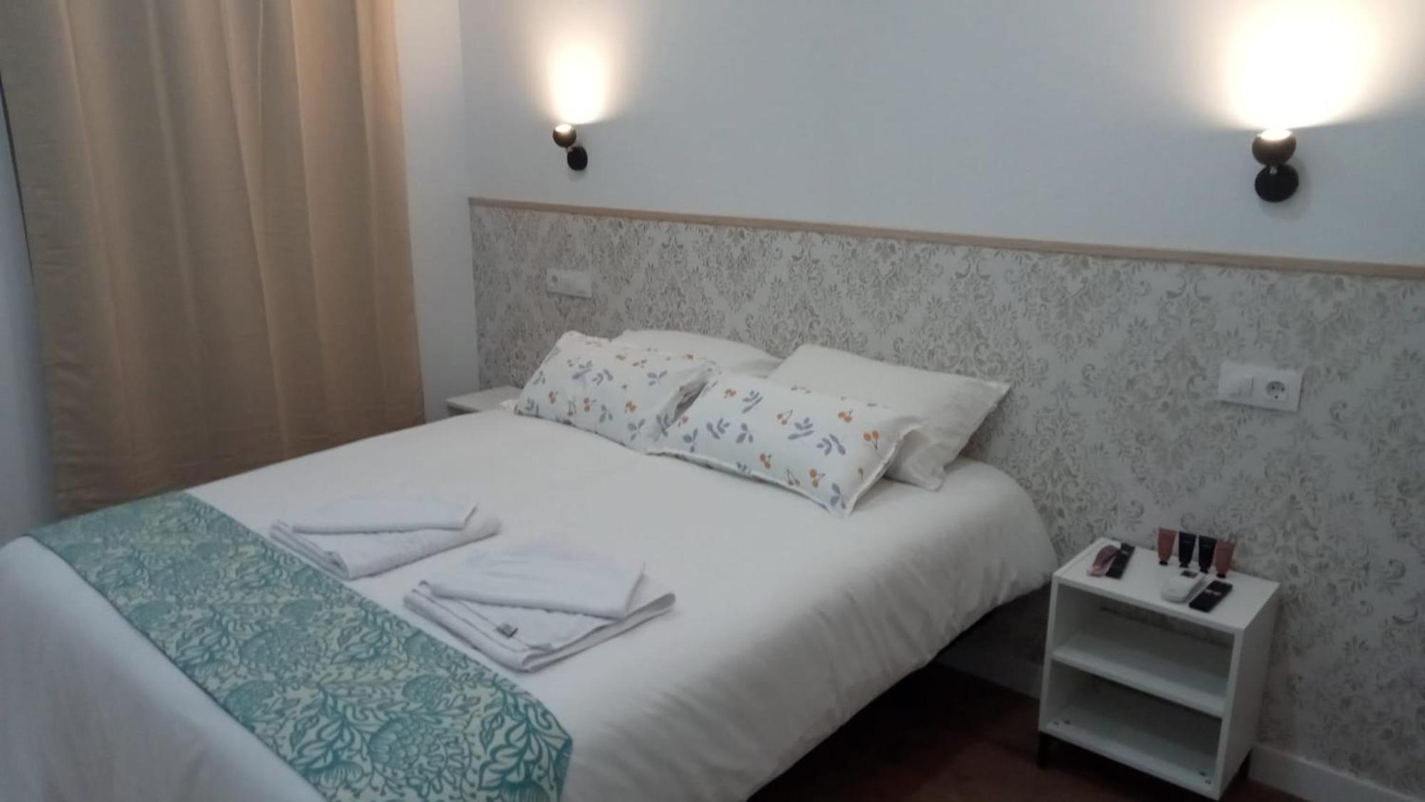 Sg Rooms Consuegra Exterior foto